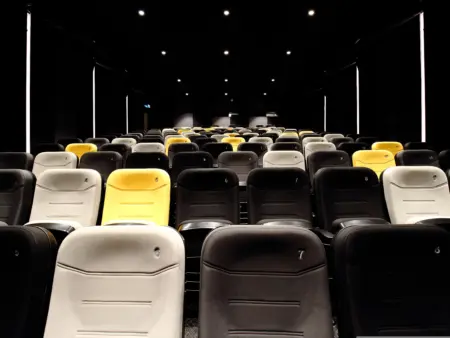 Entdecke neue Filmwelten im Kosmos!