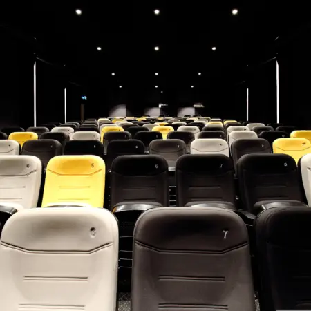 Entdecke neue Filmwelten im Kosmos!